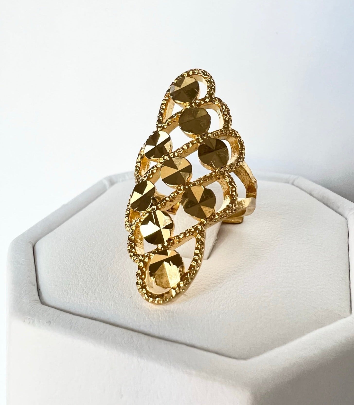 Biftu – Lila Charm