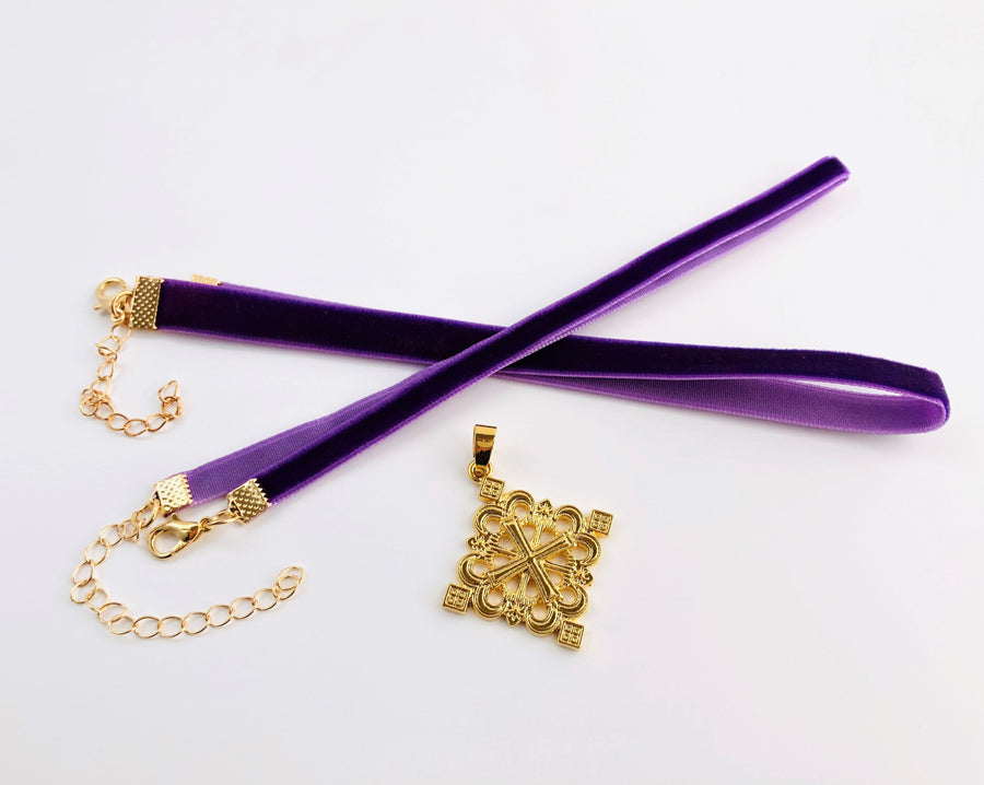 Velvet Necklace | Lila Purple