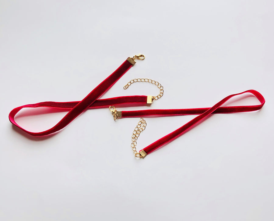 Velvet Necklace | Keyih Bahri Red